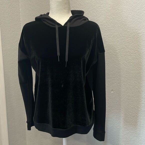 Beyond Yoga Black Shine On Velvet Front Hoodie Size Medium - Picture 2 of 9